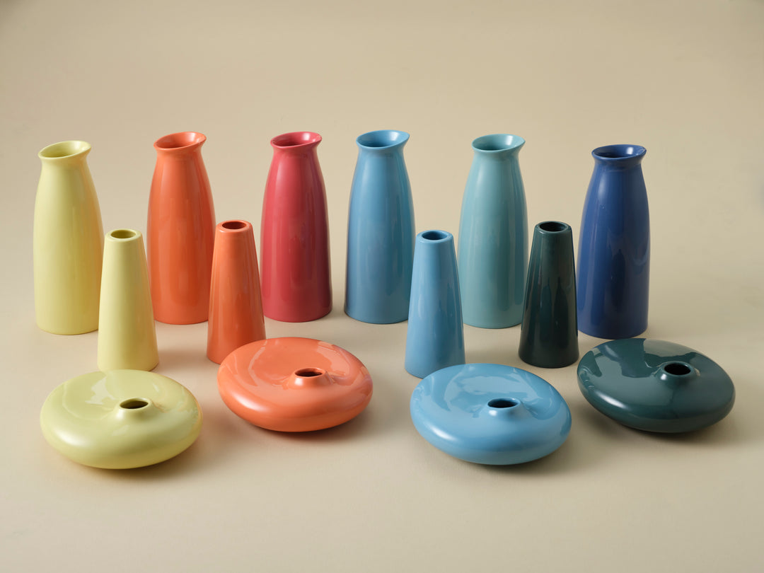 Small Talk Vase in Color
